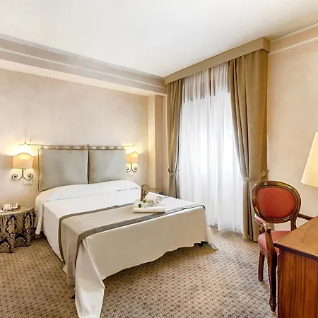 科隆纳地中海皇宫酒店 奧爾比亞