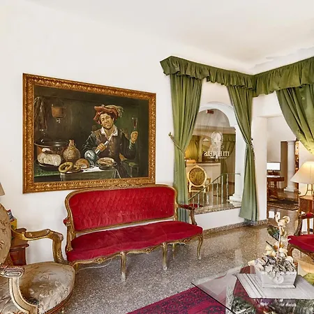 Szálloda Colonna Palace Mediterraneo