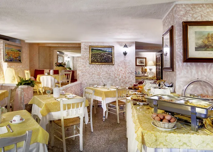 Colonna Palace Mediterraneo Отель 4*