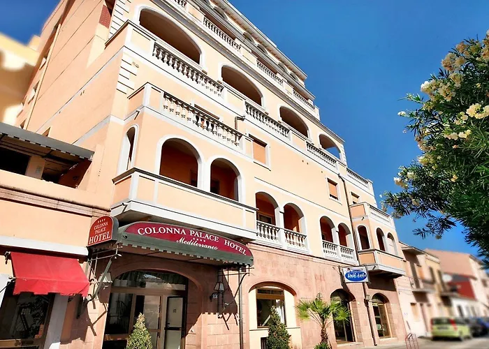 Отель Colonna Palace Mediterraneo Ольбия