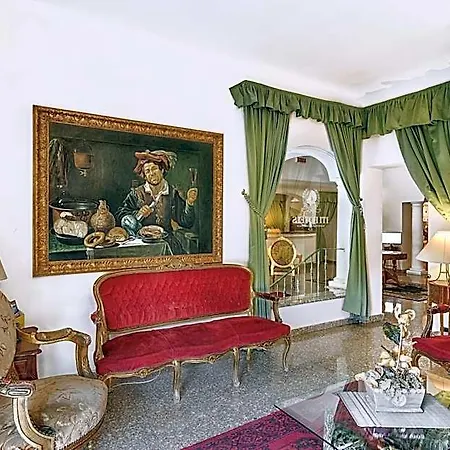 Hotel Colonna Palace Mediterraneo 4*
