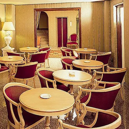 Hotel Colonna Palace Mediterraneo 4*