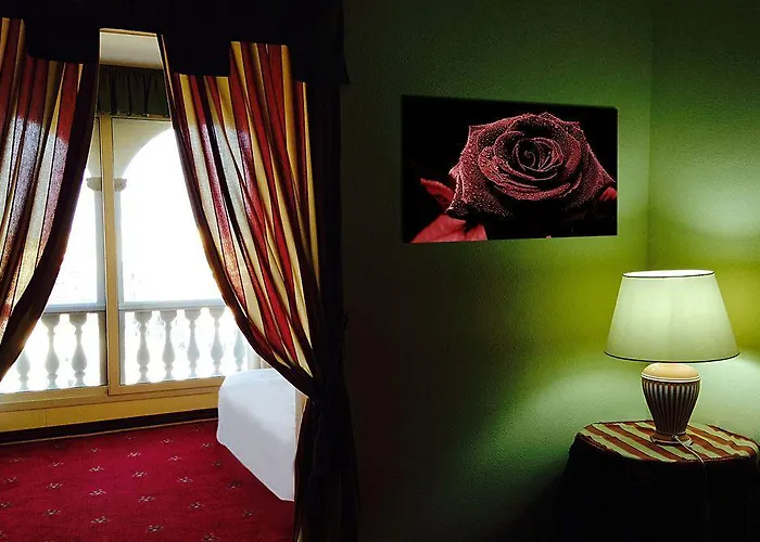 Hotel Colonna Palace Mediterraneo 4*